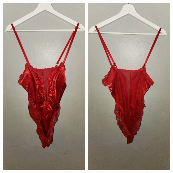 Vintage 1980s Red Teddy Bodysuit by Emil Bole - Picture 5 of 13